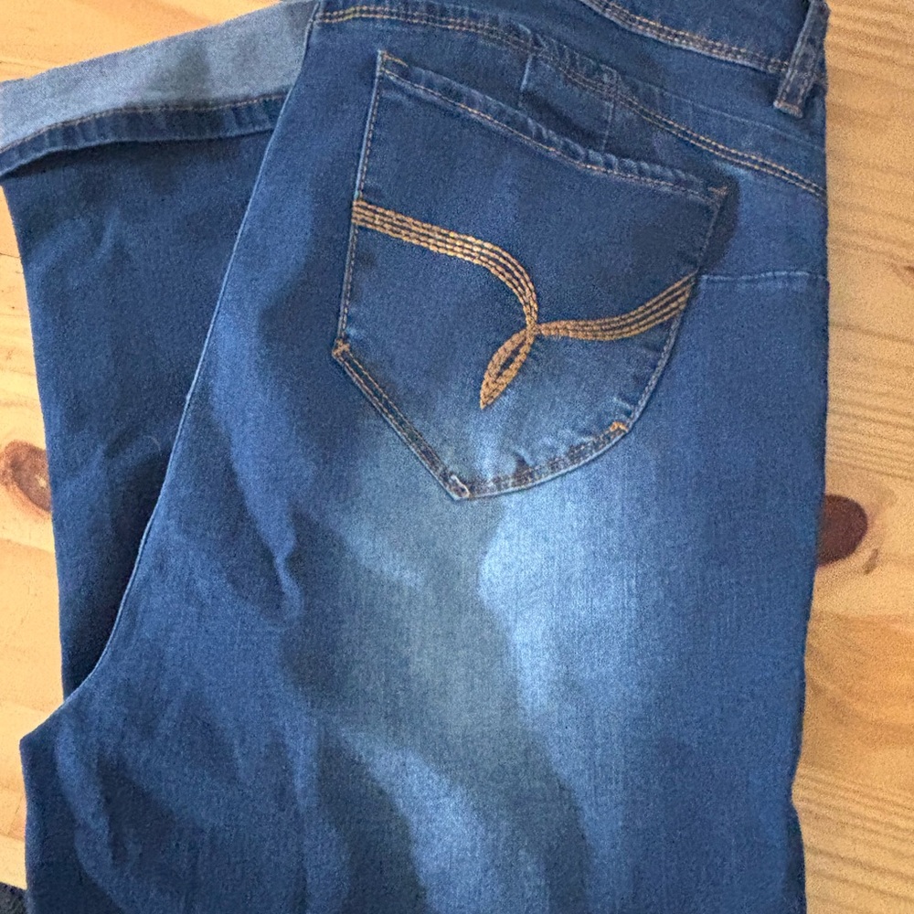 Avenue Blue Straight Leg Women's Jeans